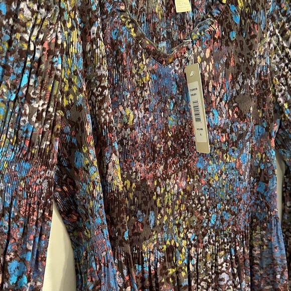 Sunny Leigh Multicolor Abstract Top - Picture 4 of 5